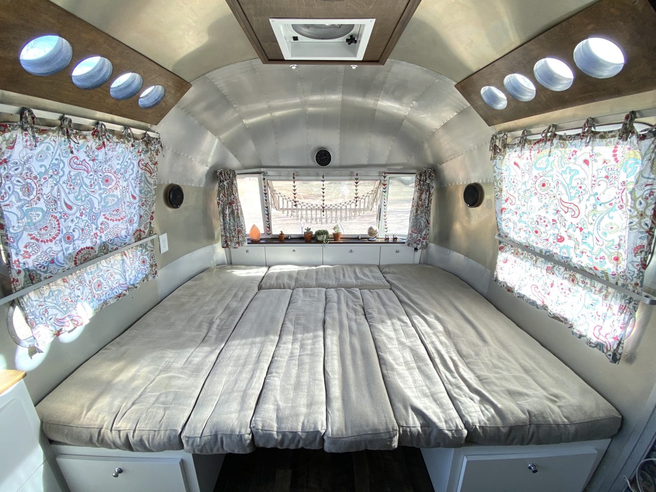 Home of Wool Cushions - Airstream Dinette