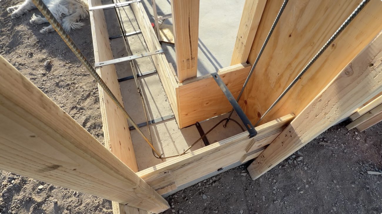 Lavacrete Form Corner