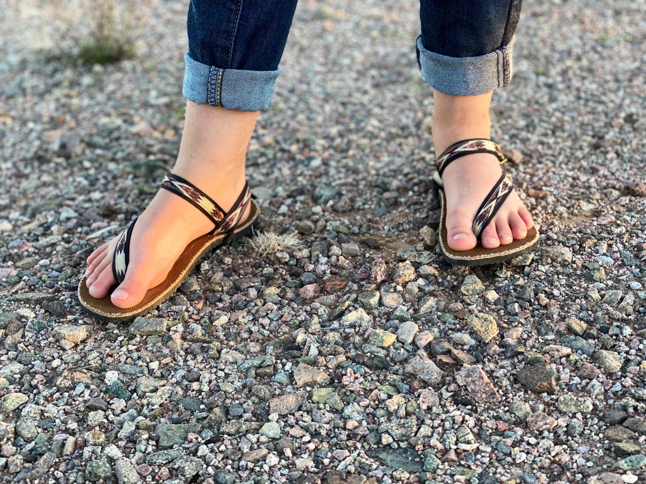 earth runner sandals