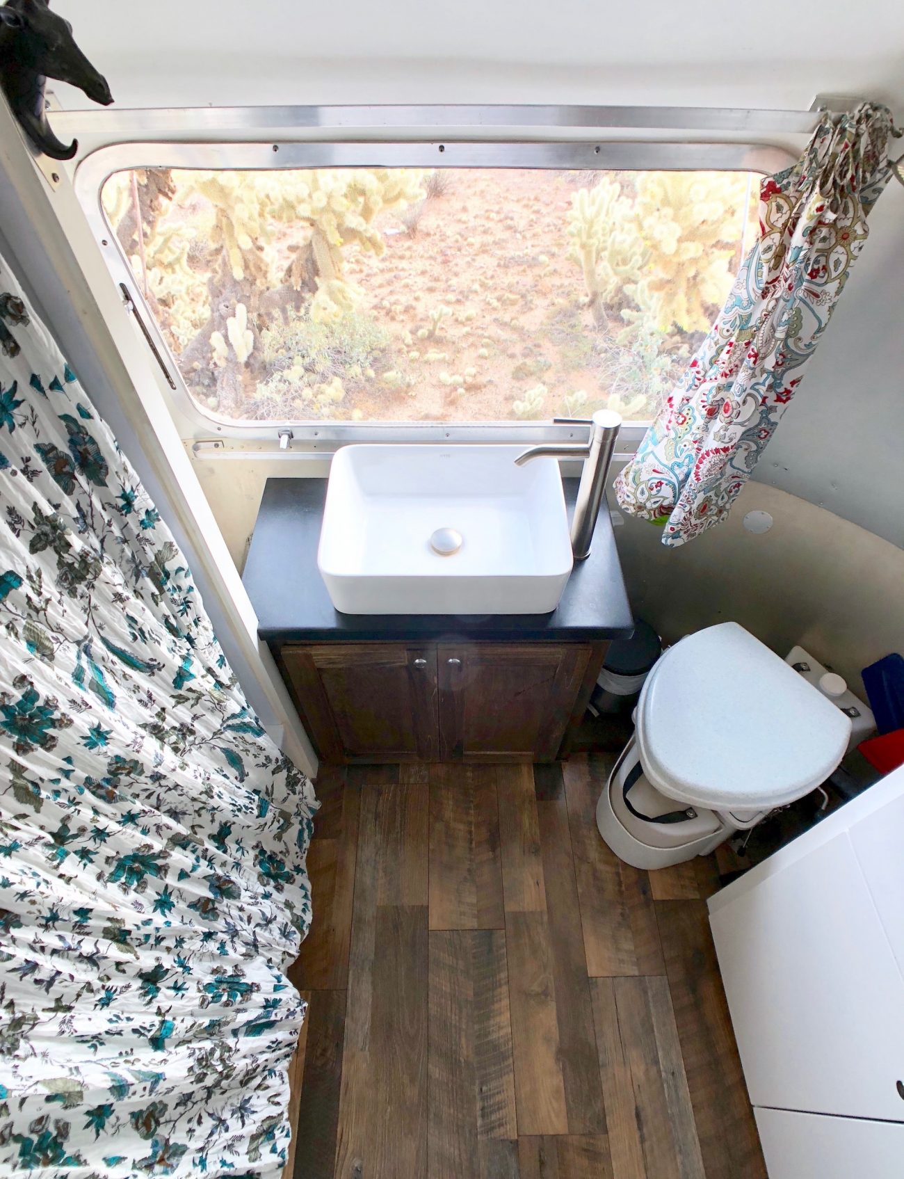 bathroom in airstreamer