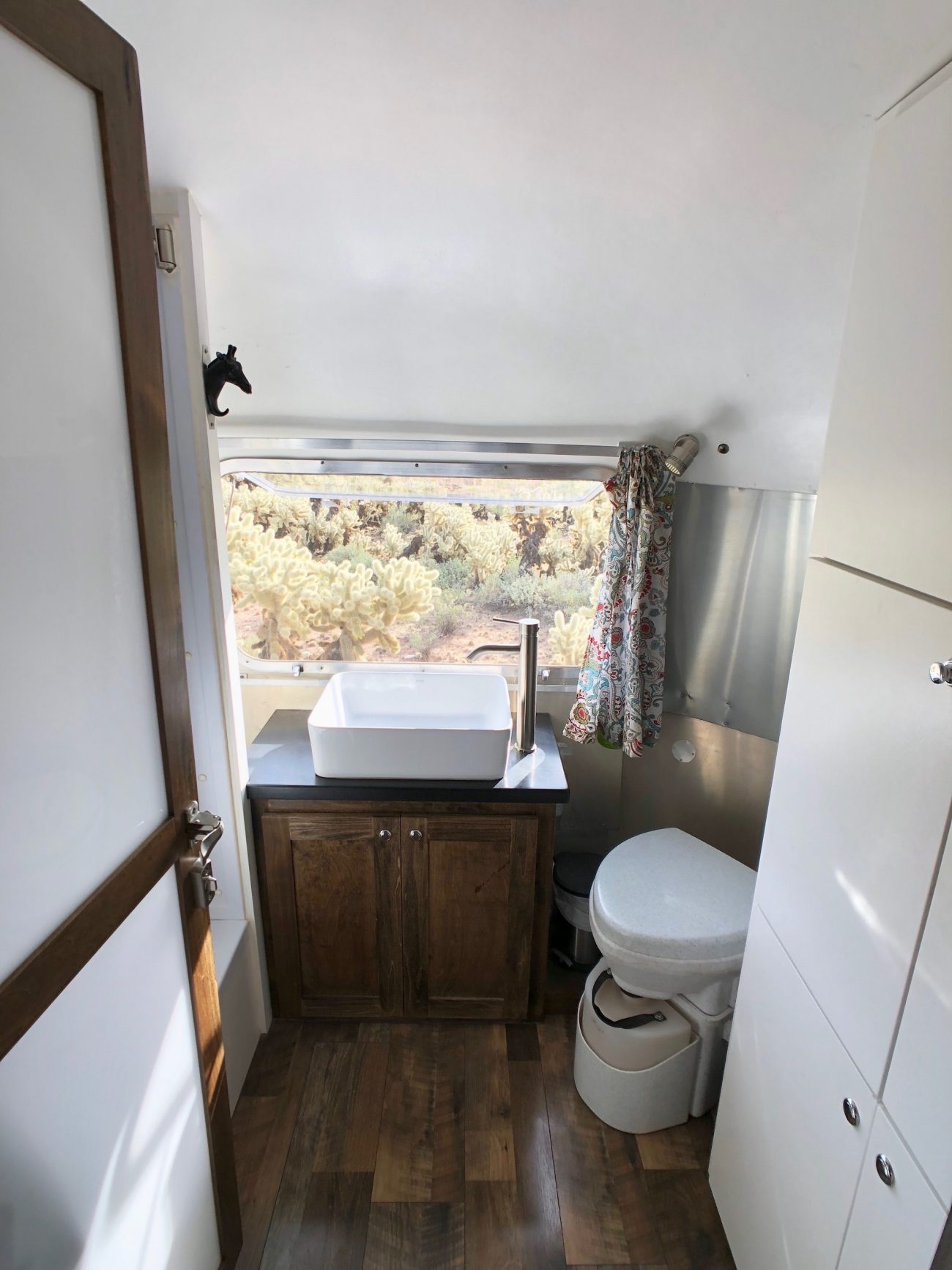 airstream bathroom