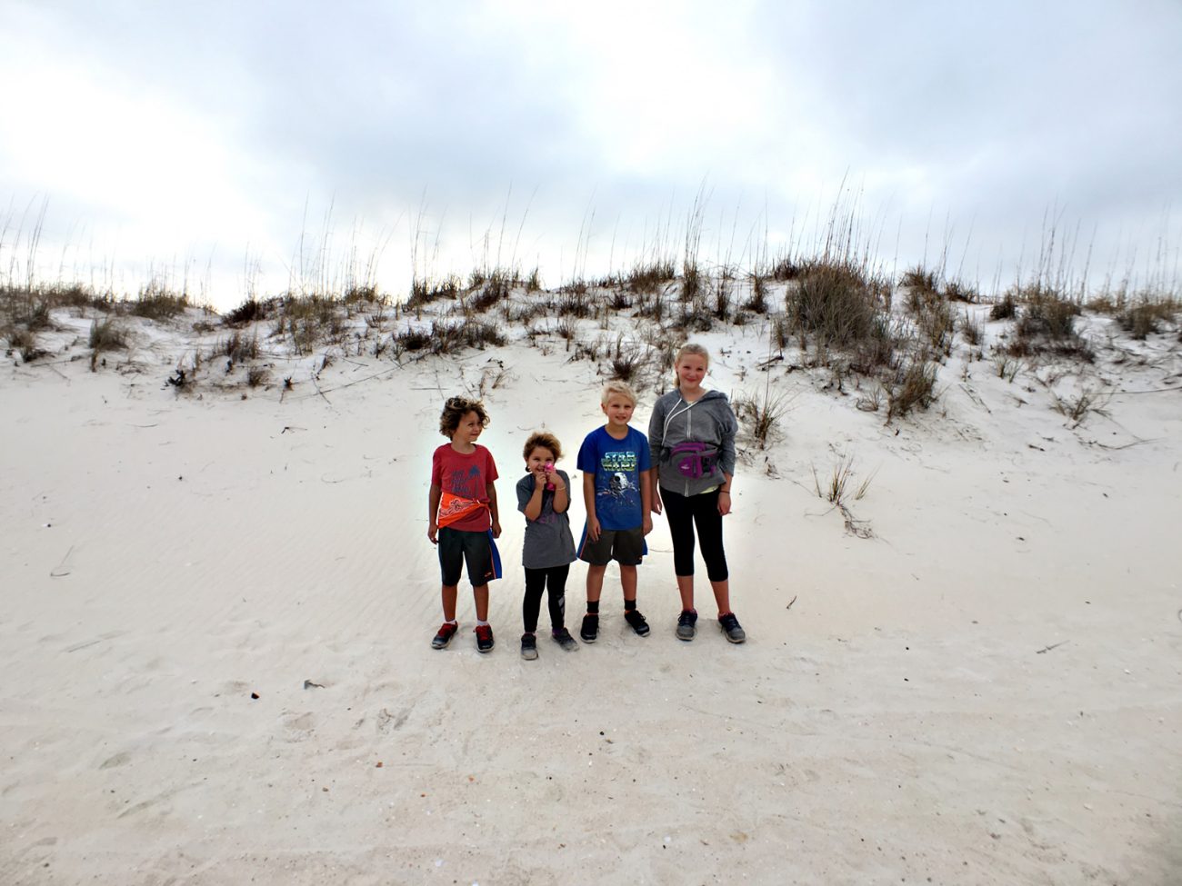 Kids Beach Moment Wide