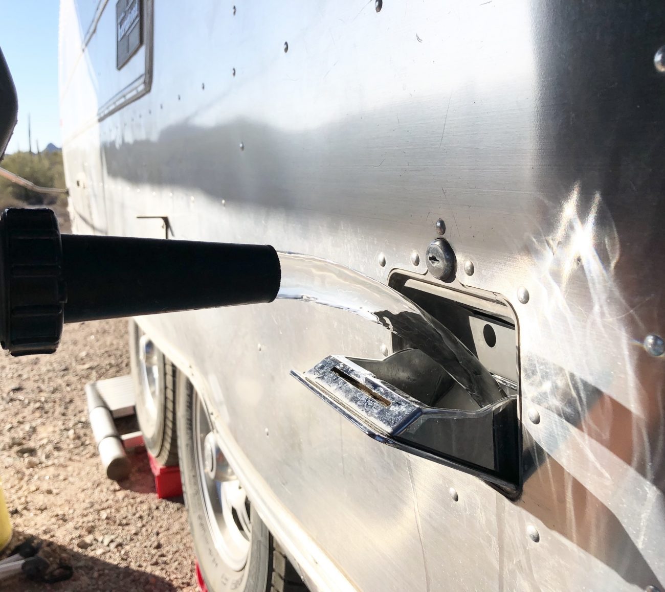 pouring water into airstream